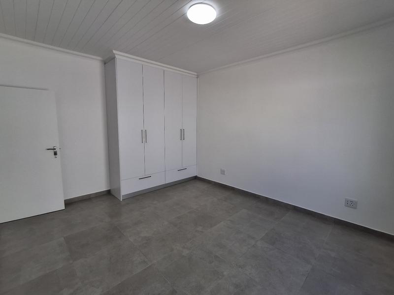 3 Bedroom Property for Sale in Golden Mile Western Cape